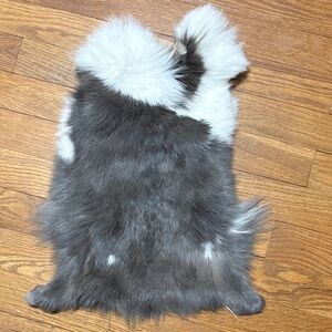 #0667 rabbit pelt